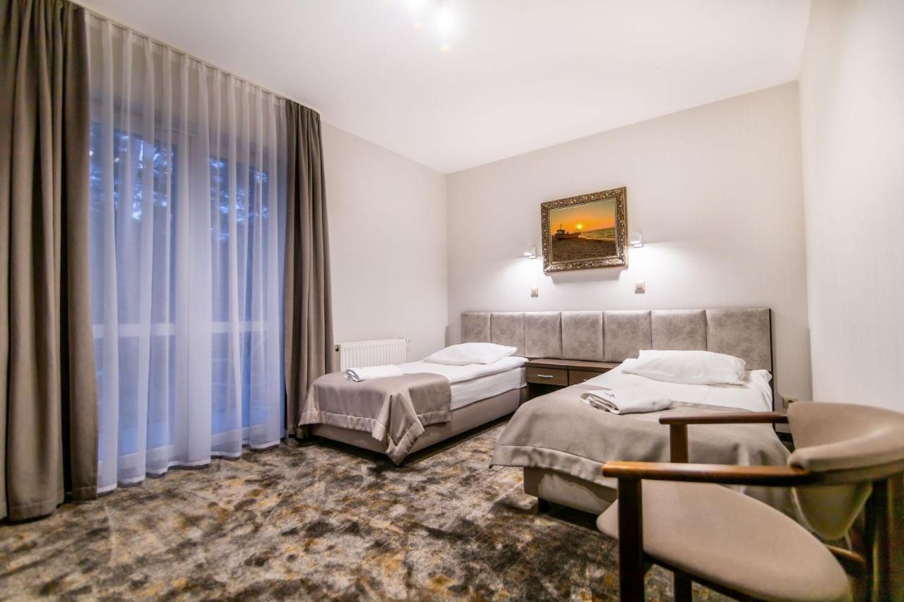 Hotel Jantar Wellness & Spa Ustka Bagian luar foto