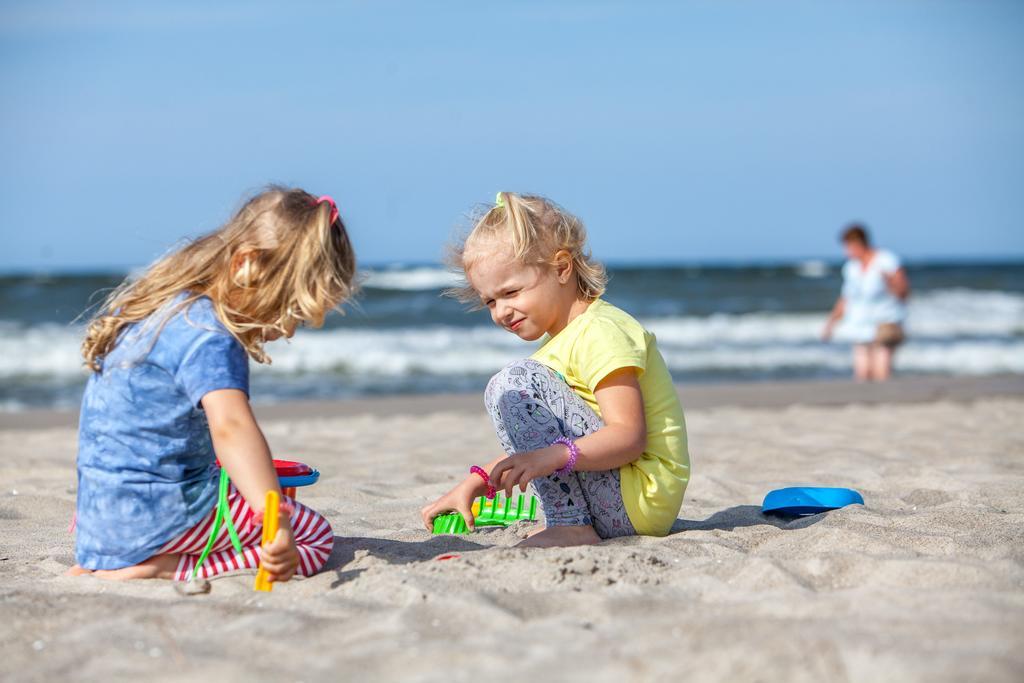 Hotel Jantar Wellness & Spa Ustka Bagian luar foto