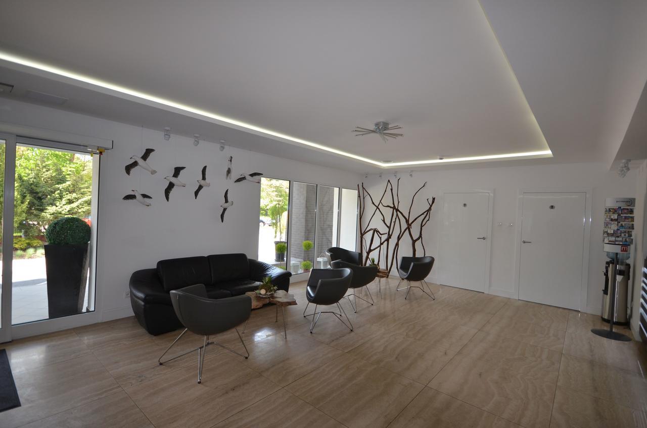 Hotel Jantar Wellness & Spa Ustka Bagian luar foto